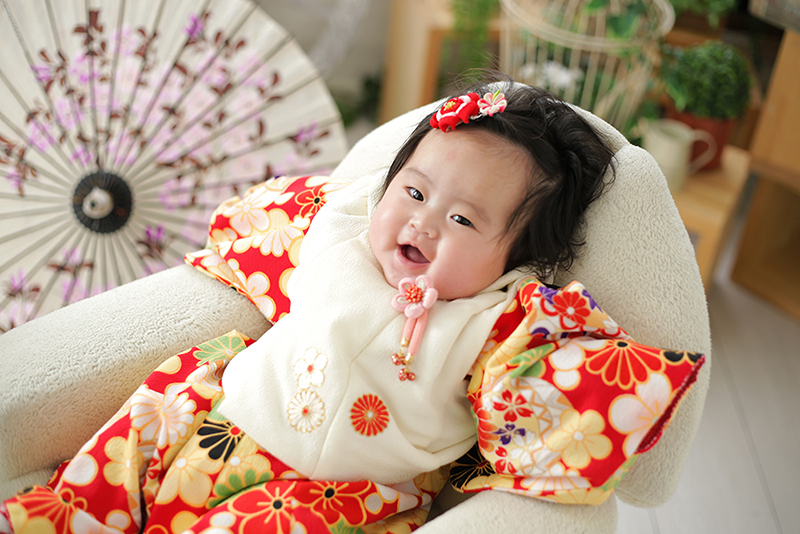 100日祝い・お食い初め写真撮影・ぬいぐるみフォト・奈良市・生駒市・精華町_フォトスタジオワタナベ押熊店